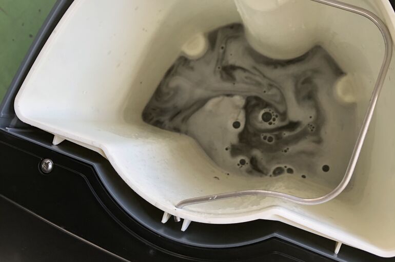 B8F65751-4E10-43E9-A810-FCDCC5C5F50F